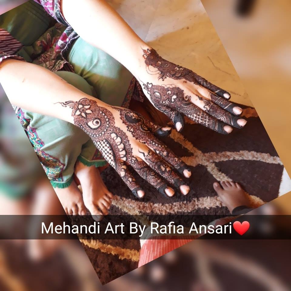 Mehendi Art by Rafia Ansari