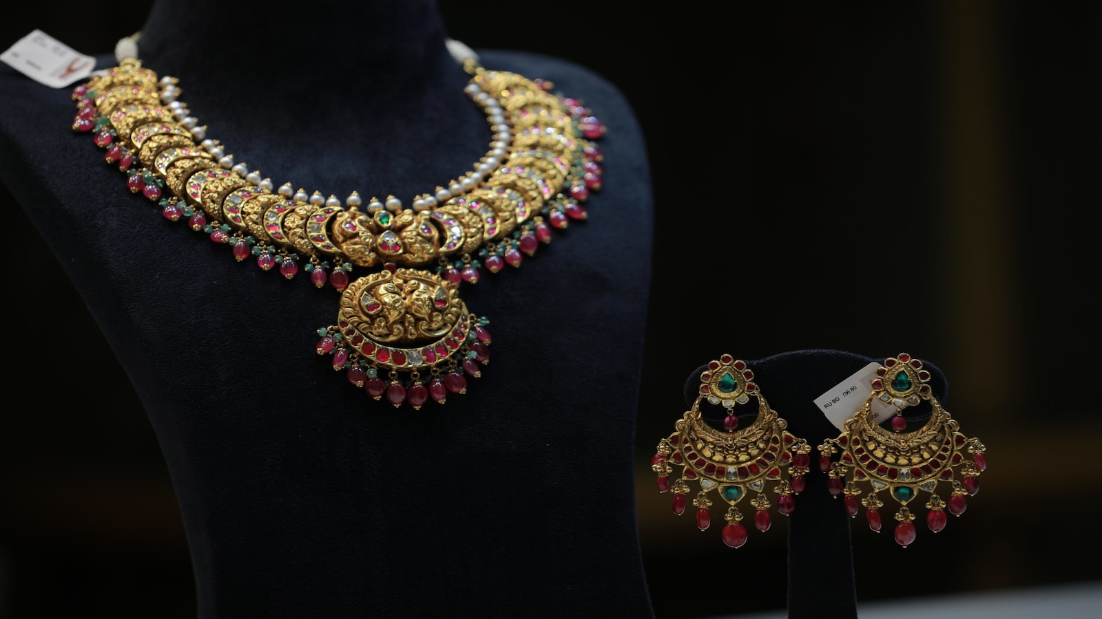 Top 10 Best Jewellers In Karachi To Buy Gold for 2024