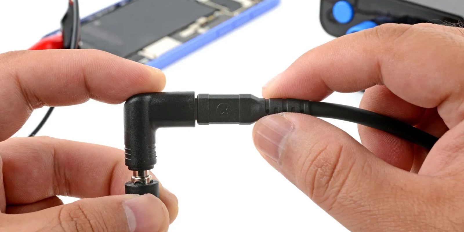 iFixit Sells Tool for Easy iPhone 16 Battery Removal